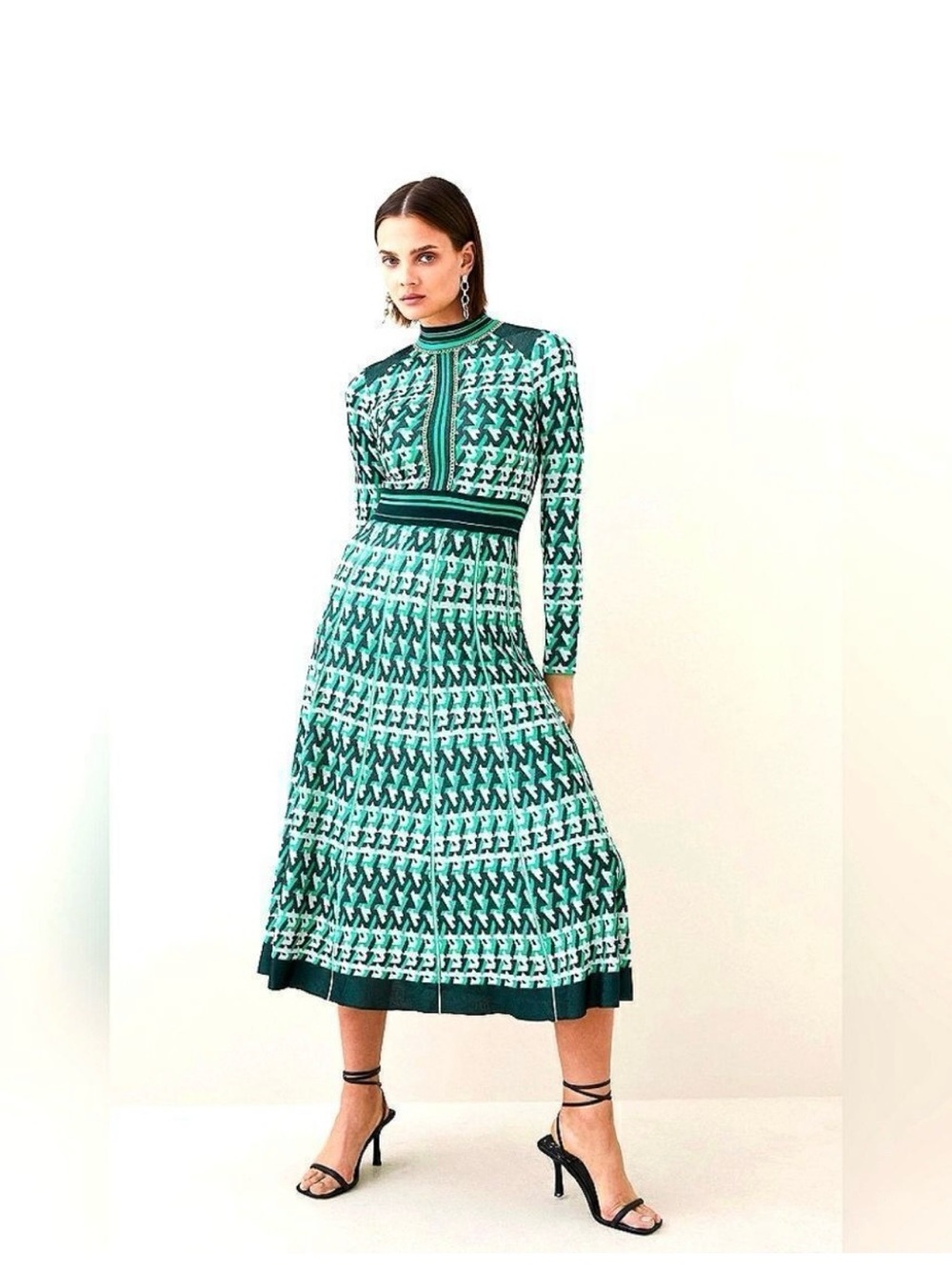 Green Patterned Long-Sleeve Midi Dress